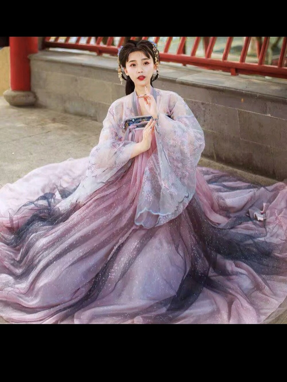 Ethereal Lavender Pink Hanfu Gown with Sheer Sleeves